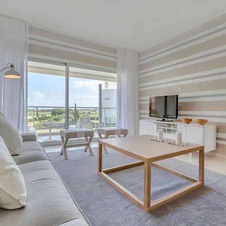 Resort Laguna - 4*