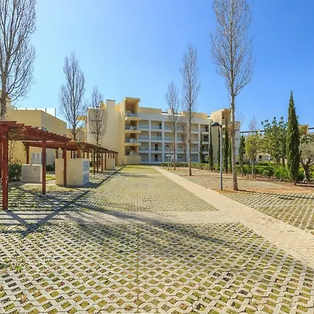 Resort Laguna - 4*