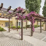 Laguna - 4*