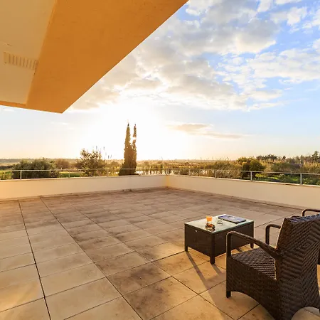 منتجع Laguna - 4*