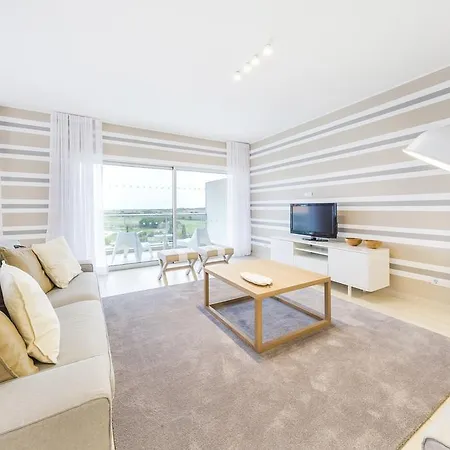 Laguna - فيلامورا