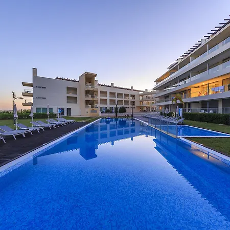 Resort Laguna - 4*